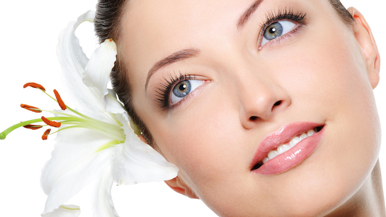 Какие косметические услуги помогут сохранить кожу молодой и красивой