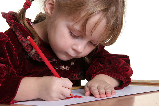 Как приучить ребенка к письму