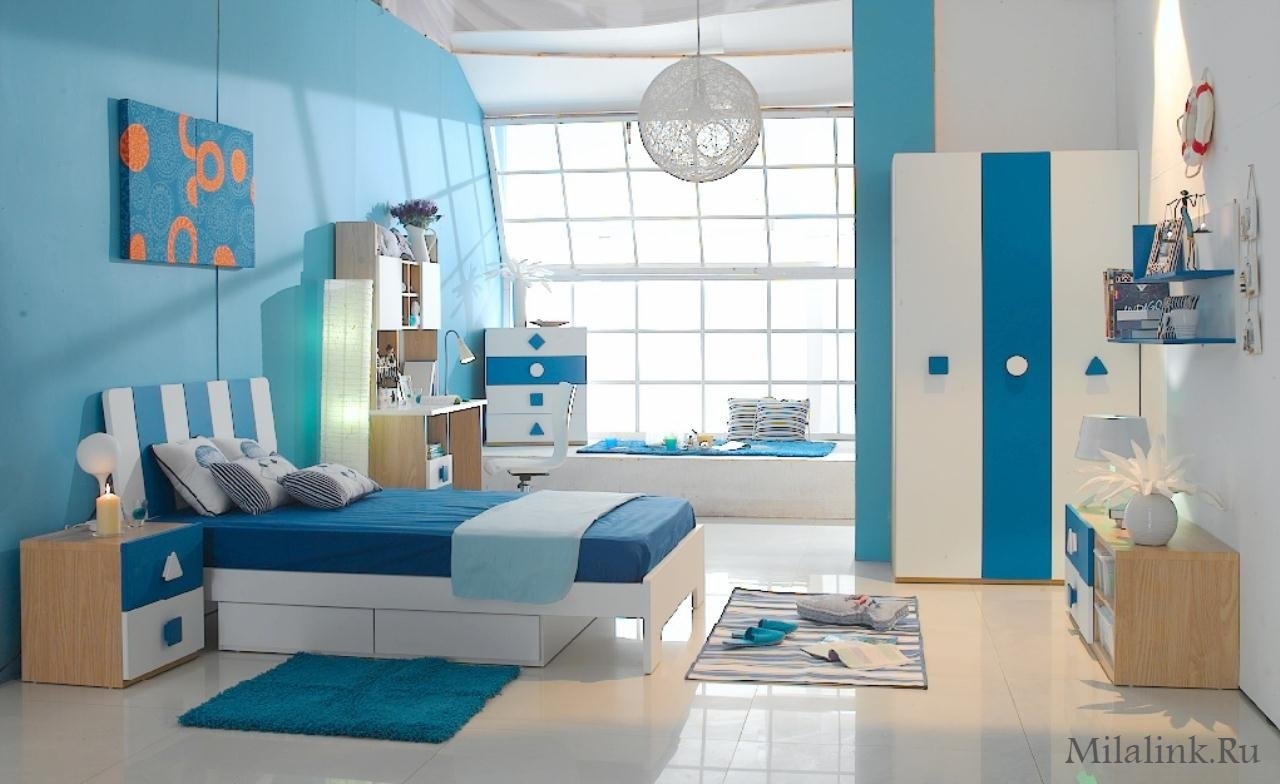 голубая детская комната