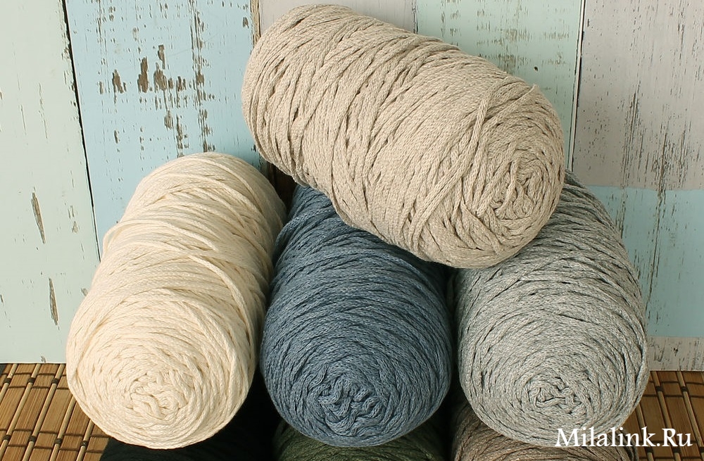 ШНУРКОВАЯ НИТЬ