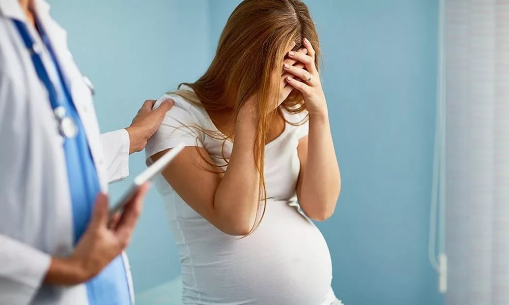 Замершая беременность: причины и что делать