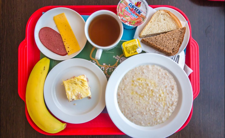 Чем кормить школьника на завтрак
