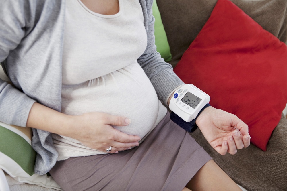 Высокое давление при беременности: как измерить, чем опасно