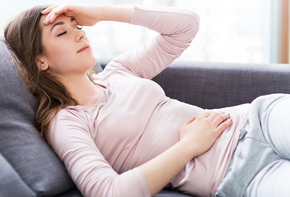 Мигрень при менструация: причины и лечение