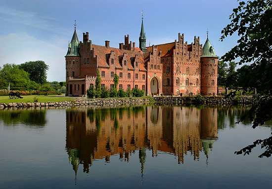 Замок Эгесков (Эгешков), Дания