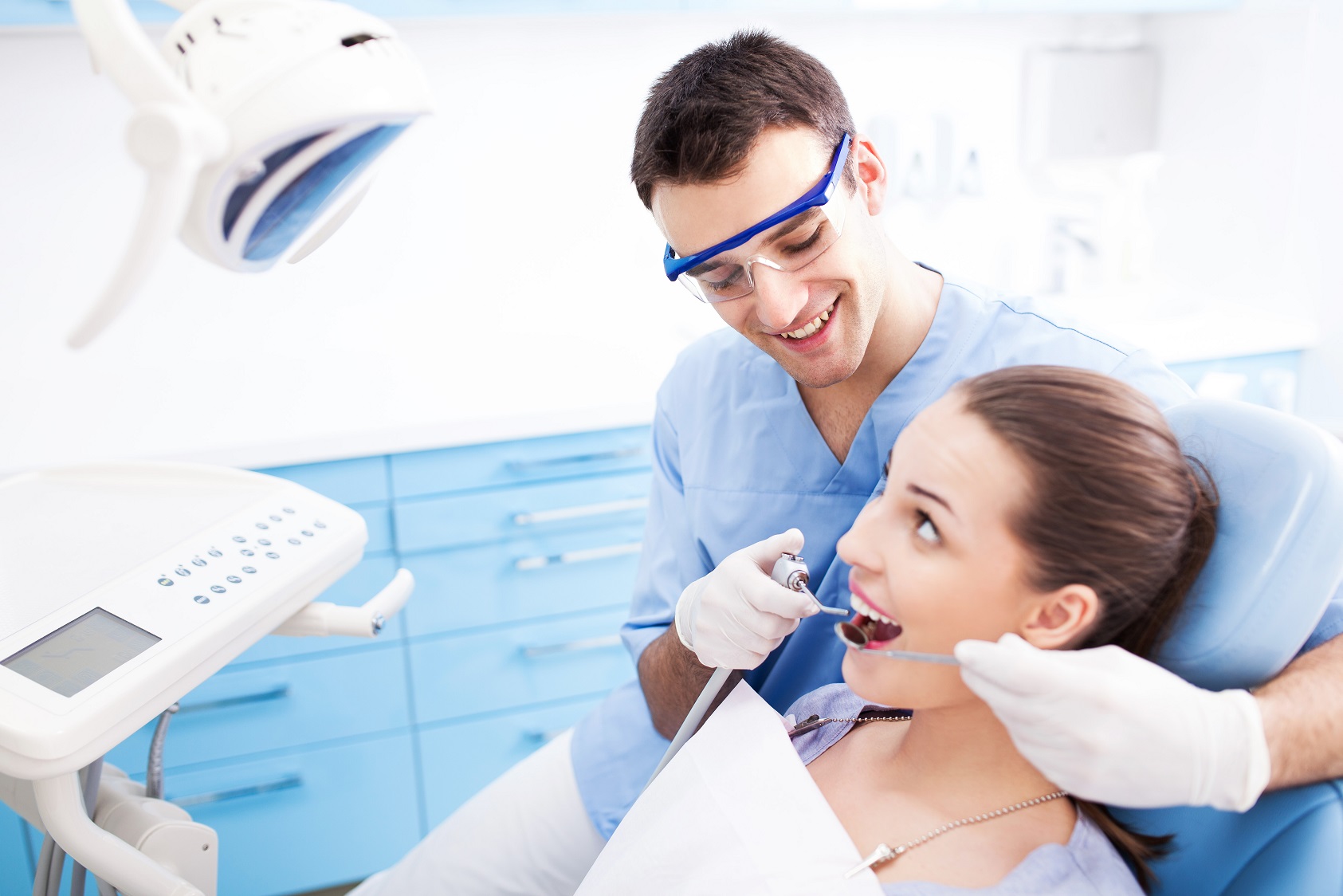 По каким критериям выбирать стоматолога
